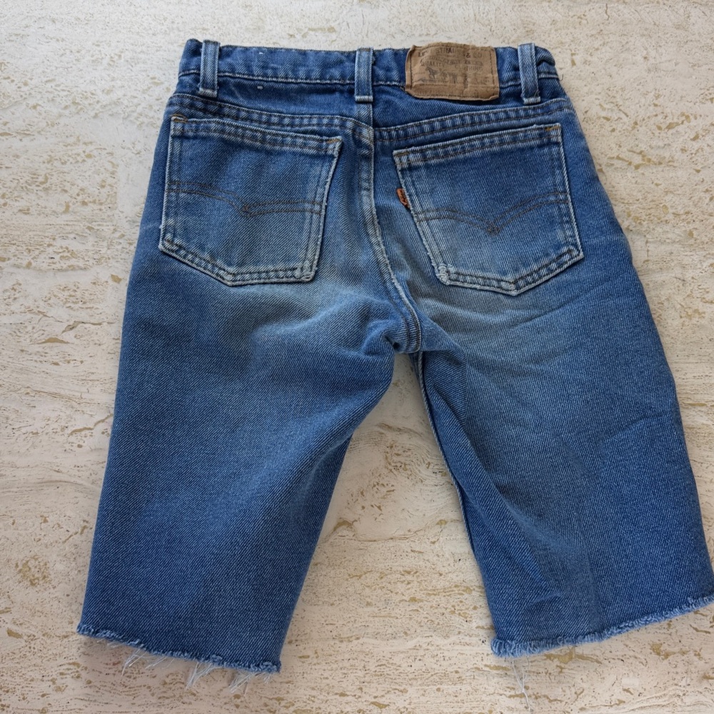 Levi’s Boys Classic Blue Denim Cutoff Shorts Size 10 Slim - Picture 7 of 13